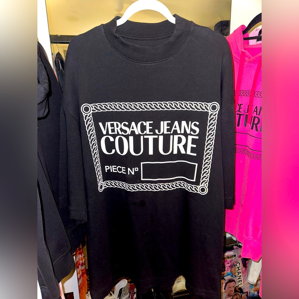 VERSACE
